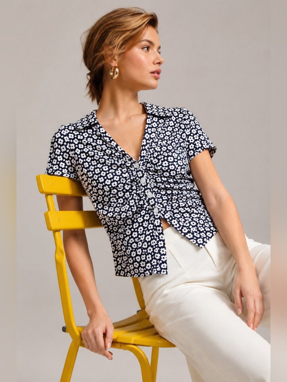 Anthropologie Maeve Green Floral Ruched Button Front Top Medium